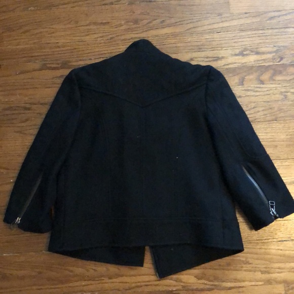 Urban outfitters cropped black blazer - Picture 2 of 2